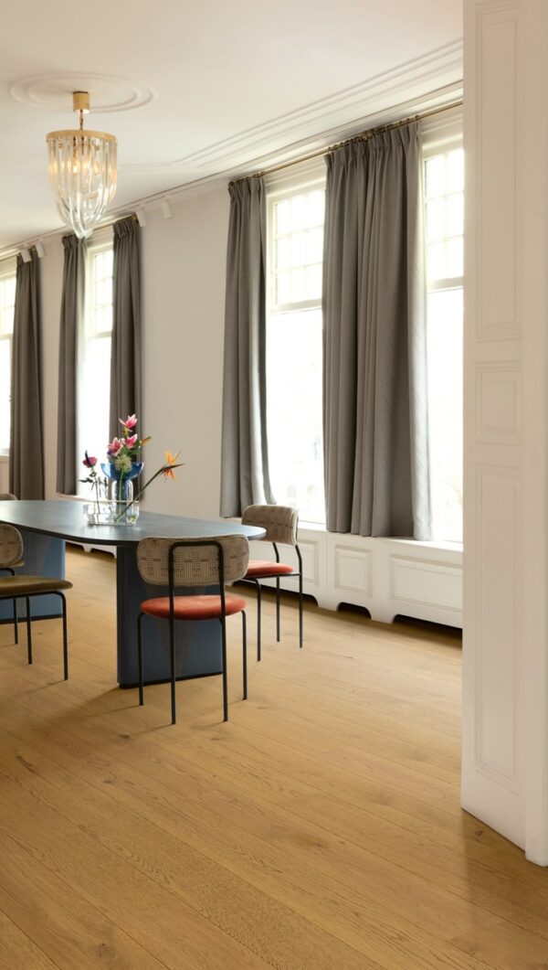 Dark chestnut oak extra matt Dark chestnut oak extra matt