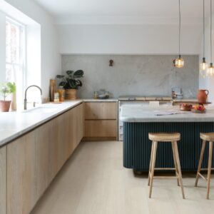 Sea breeze oak light