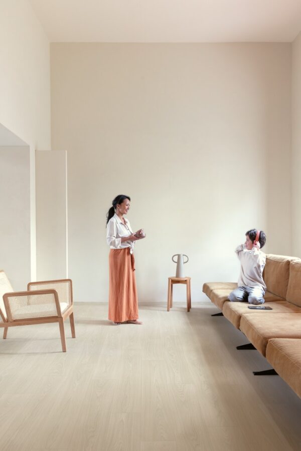 Misty grey oak Misty grey oak