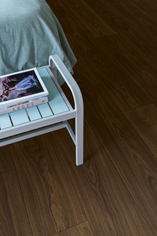 Mocha brown oak Mocha brown oak