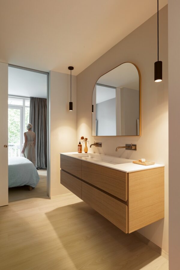 Biscuit brown oak Biscuit brown oak