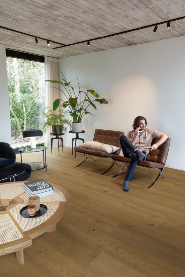 Clay brown oak extra matt