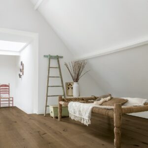 Dark chocolate oak extra matt oiled