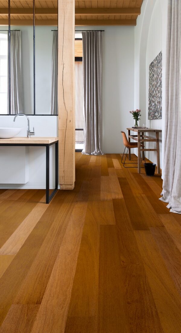 Merbau 1 strip low sheen